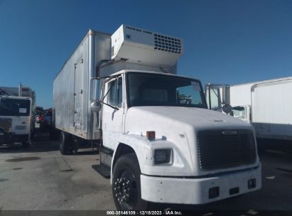FREIGHTLINER MEDIUM CONVENTIONAL 1998. Lot# 38146109. VIN 1FV6HJAA7WH916902. Photo 1