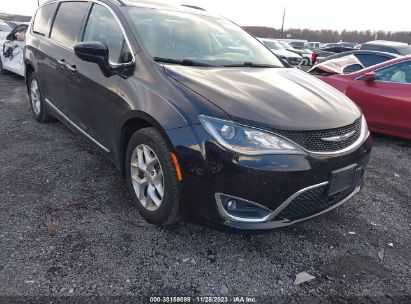 CHRYSLER-PACIFICA-2C4RC1EG6HR785894