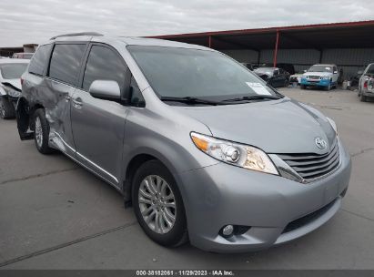 5TDYZ3DC9HS888710 2017 TOYOTA SIENNA, photo no. 1