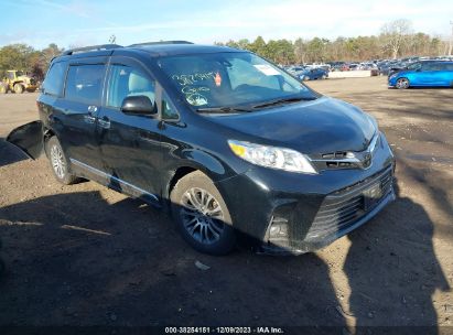 2018 toyota sienna hot sale xle 8 passenger