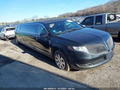 LINCOLN MKT 2014. Lot# 38268214. VIN 2L1MJ5LK2EBL51617. Photo 1