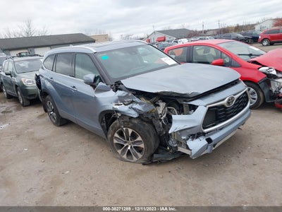 2022 TOYOTA HIGHLANDER XLE VIN: 5TDHZRBHXNS189504