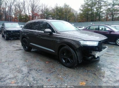 AUDI-Q7-WA1LHAF71KD018268