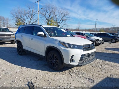 2019 TOYOTA HIGHLANDER SE VIN: 5TDJZRFH4KS936330