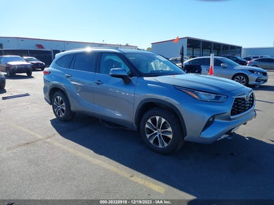 2020 TOYOTA HIGHLANDER XLE VIN: 5TDGZRAH8LS020527