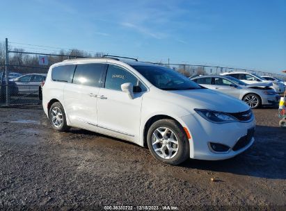 2C4RC1BG4HR810067 2017 CHRYSLER PACIFICA - Image 1