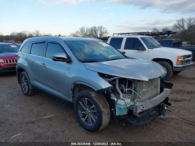 2019 TOYOTA HIGHLANDER XLE VIN: 5TDJZRFH3KS601446
