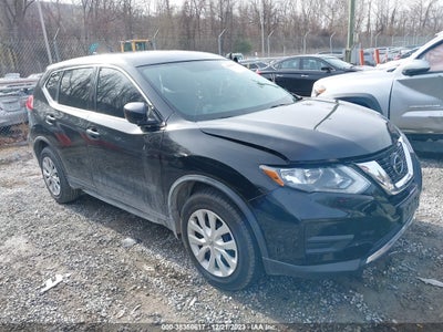 2018 NISSAN ROGUE VIN: KNMAT2MT8JP610815