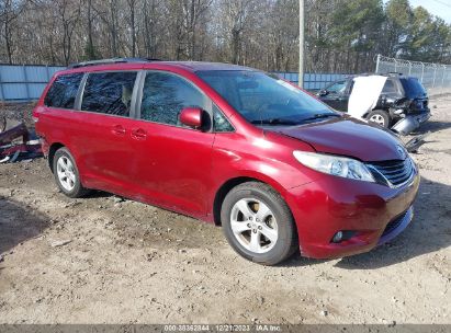 TOYOTA-SIENNA-5TDKK3DC8ES468703