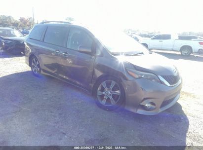 5TDXK3DC9GS727045 2016 TOYOTA SIENNA, photo no. 1