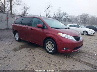 5TDYK3DC4GS718533 2016 TOYOTA SIENNA, photo no. 1