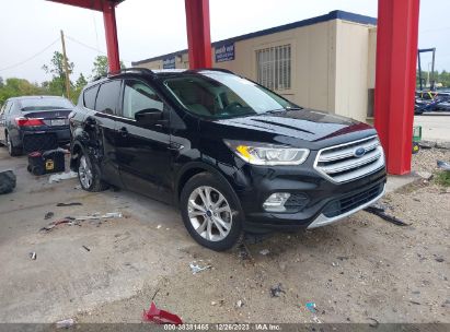 FORD-ESCAPE-1FMCU0HD9JUD15023