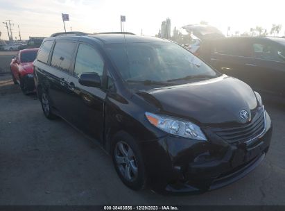 TOYOTA-SIENNA-5TDKK3DC7ES508527