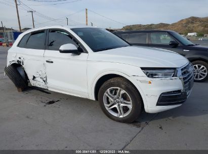 AUDI-Q5-WA1ANAFY7J2044618