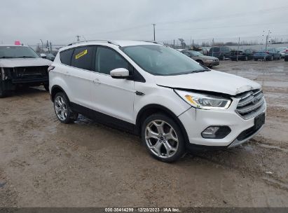 1FMCU9J94HUD75022 2017 FORD ESCAPE - Image 1