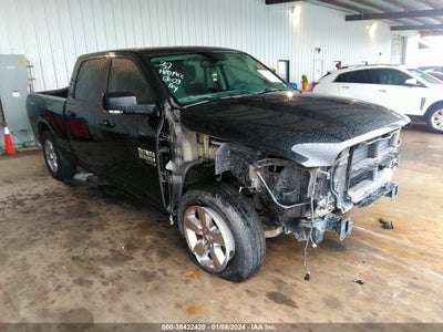 2019 RAM 1500 CLASSIC VIN: 1C6RR6TT8KS657696