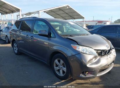 TOYOTA-SIENNA-5TDKZ3DC3HS786101