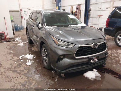2020 TOYOTA HIGHLANDER XLE VIN: 5TDGZRBH8LS011843