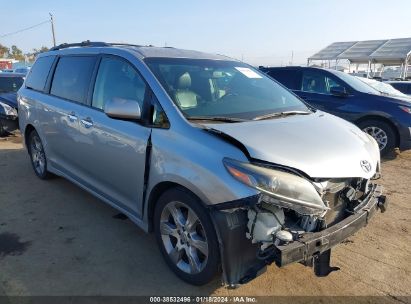 5TDXK3DC1FS531843 2015 TOYOTA SIENNA, photo no. 1