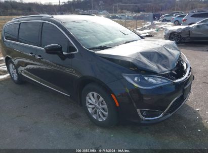 CHRYSLER-PACIFICA-2C4RC1BG1JR263023