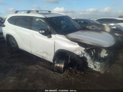 2022 TOYOTA HIGHLANDER VIN: 5TDHZRBH4NS579790
