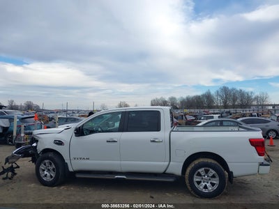 2017 NISSAN TITAN 15
