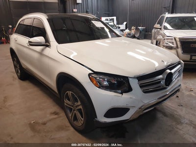 2018 MERCEDES-BENZ GLC VIN: WDC0G4KB8JV086075