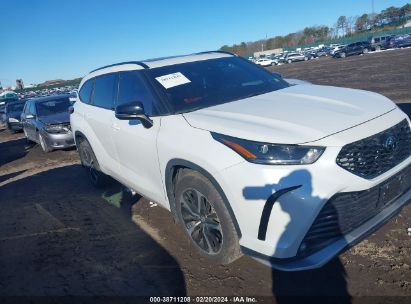 2022 TOYOTA HIGHLANDER VIN: 5TDJZRBH0NS173829