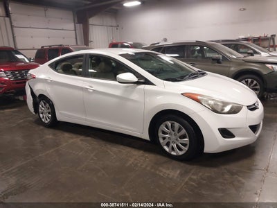 2011 HYUNDAI ELANTRA VIN: 5NPDH4AE1BH030416
