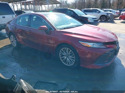 2018 TOYOTA CAMRY VIN: 4T1B11HK5JU553542