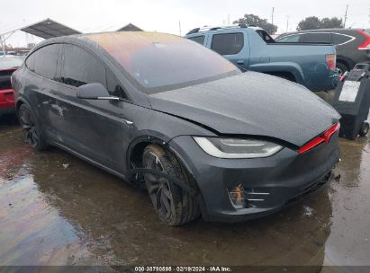 2018 TESLA MODEL X VIN: 5YJXCBE40JF115617
