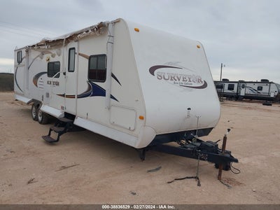 FOREST RIVER SURVEYOR 2011. Lot# 38836529. VIN 4X4TSVG2XBL017539. Photo 1