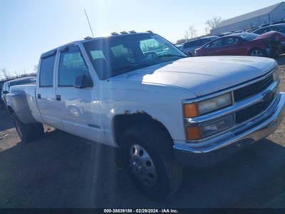 CHEVROLET C/K 3500 1997. Lot# 38839188. VIN 1GCHC33J7VF057252. Photo 1
