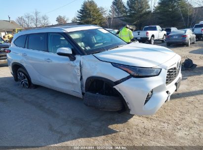 2022 TOYOTA HIGHLANDER VIN: 5TDHZRBH9NS166926