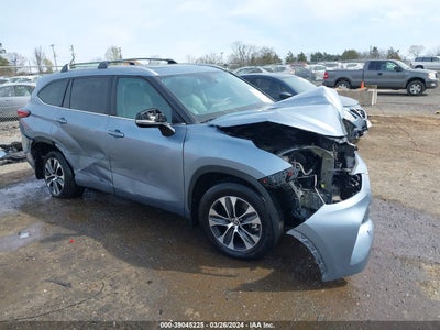 2022 TOYOTA HIGHLANDER VIN: 5TDHZRBH1NS202222
