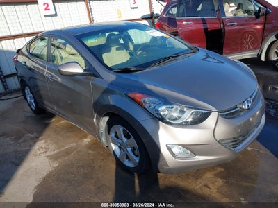 2013 HYUNDAI ELANTRA VIN: 5NPDH4AE8DH213458