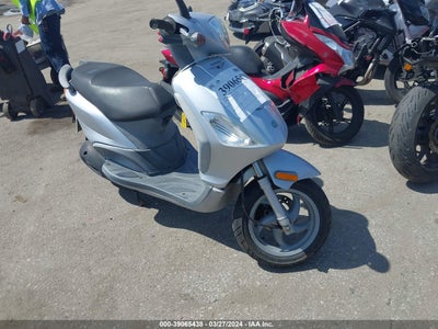 PIAGGIO FLY 2006. Lot# 39065438. VIN ZAPM428F365002104. Photo 1