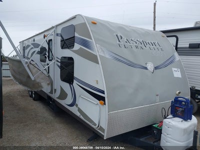 KEYSTONE PASSPORT ULTRA 3220 2013. Lot# 39068709. VIN 4YDT32F200T413238. Photo 1