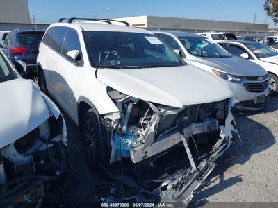 2018 TOYOTA HIGHLANDER VIN: 5TDBZRFH5JS862189