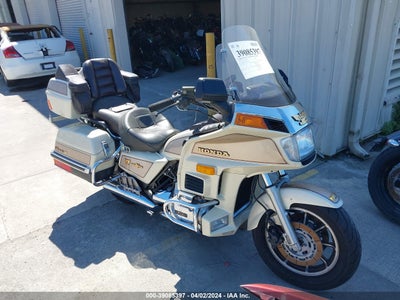 HONDA GL12 1986. Lot# 39085397. VIN 1HFSC1460GA203887. Photo 1