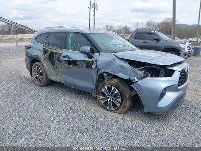 2021 TOYOTA HIGHLANDER VIN: 5TDGZRBHXMS136022