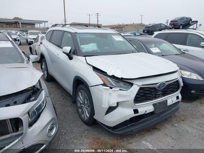 2023 TOYOTA HIGHLANDER VIN: 5TDXBRCH6PS115207