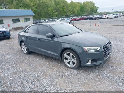 AUDI A3 SEDAN 2017. Lot# 39246808. VIN WAUAUGFF7H1058316. Photo 1