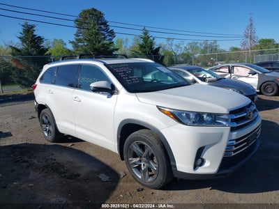 2018 TOYOTA HIGHLANDER VIN: 5TDDZRFH8JS496656
