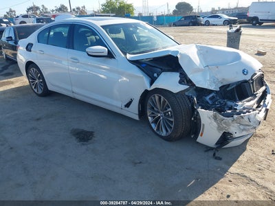 2023 BMW 530