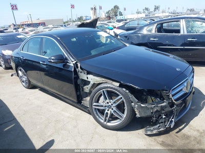 2019 MERCEDES-BENZ E 300 VIN: WDDZF4JB8KA555651