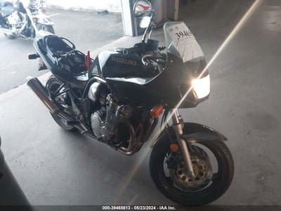 SUZUKI GSF600 1996. Lot# 39465613. VIN JS1GN77A8T2100826. Photo 1