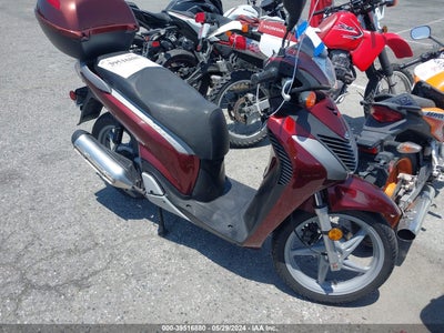 HONDA SH150 2010. Lot# 39516880. VIN ZDCKF1018AF003208. Photo 1