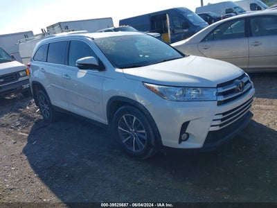 2019 TOYOTA HIGHLANDER VIN: 5TDJZRFH2KS617640