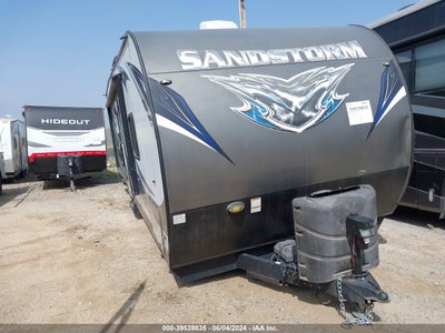 FOREST RIVER SANDSTORM T251GSLC 2018. Lot# 39539835. VIN 4X4TSCA28JC009029. Photo 1